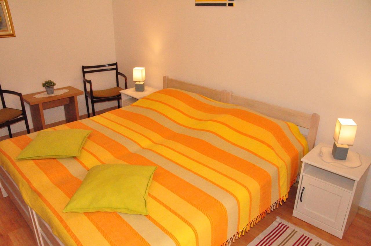 Guest House Stefica Хвар Экстерьер фото