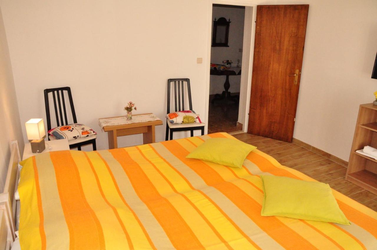 Guest House Stefica Хвар Экстерьер фото